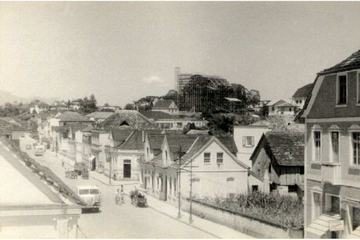 José Carlos Loos Brusque Memória - A História Fotográfica de