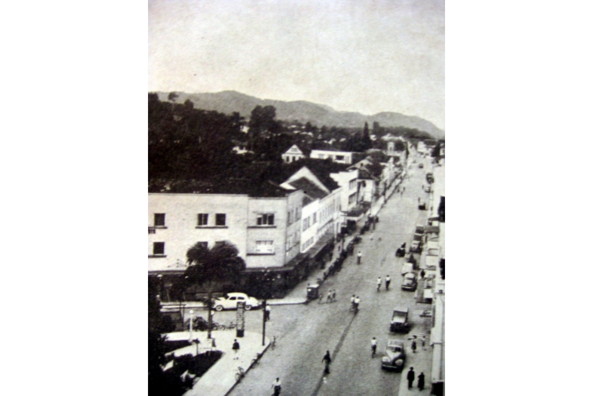 José Carlos Loos Brusque Memória - A História Fotográfica de