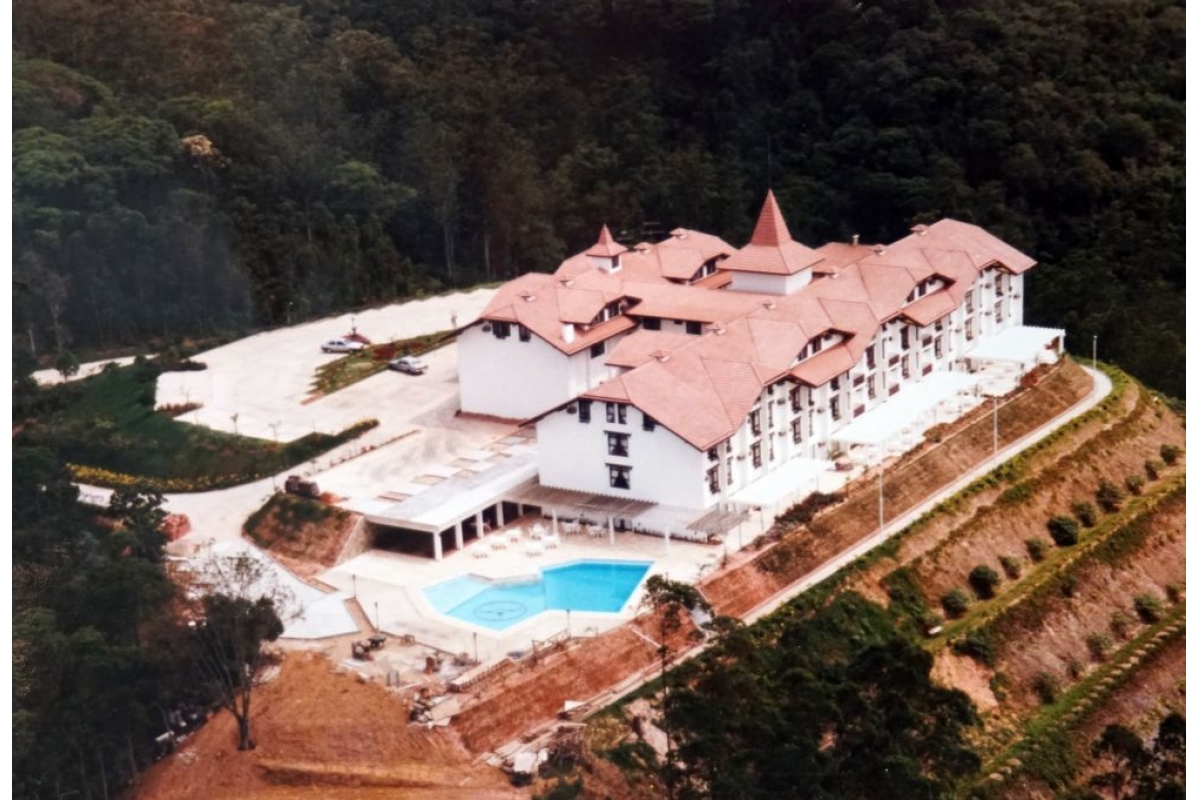 Vista aérea do Hotel Monthez em 1992 Brusque Memória - A ...