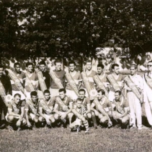 Campeonato Brasileiro Feminino de Xadrez Brusque Memória - A História  Fotográfica de Brusque na Internet 